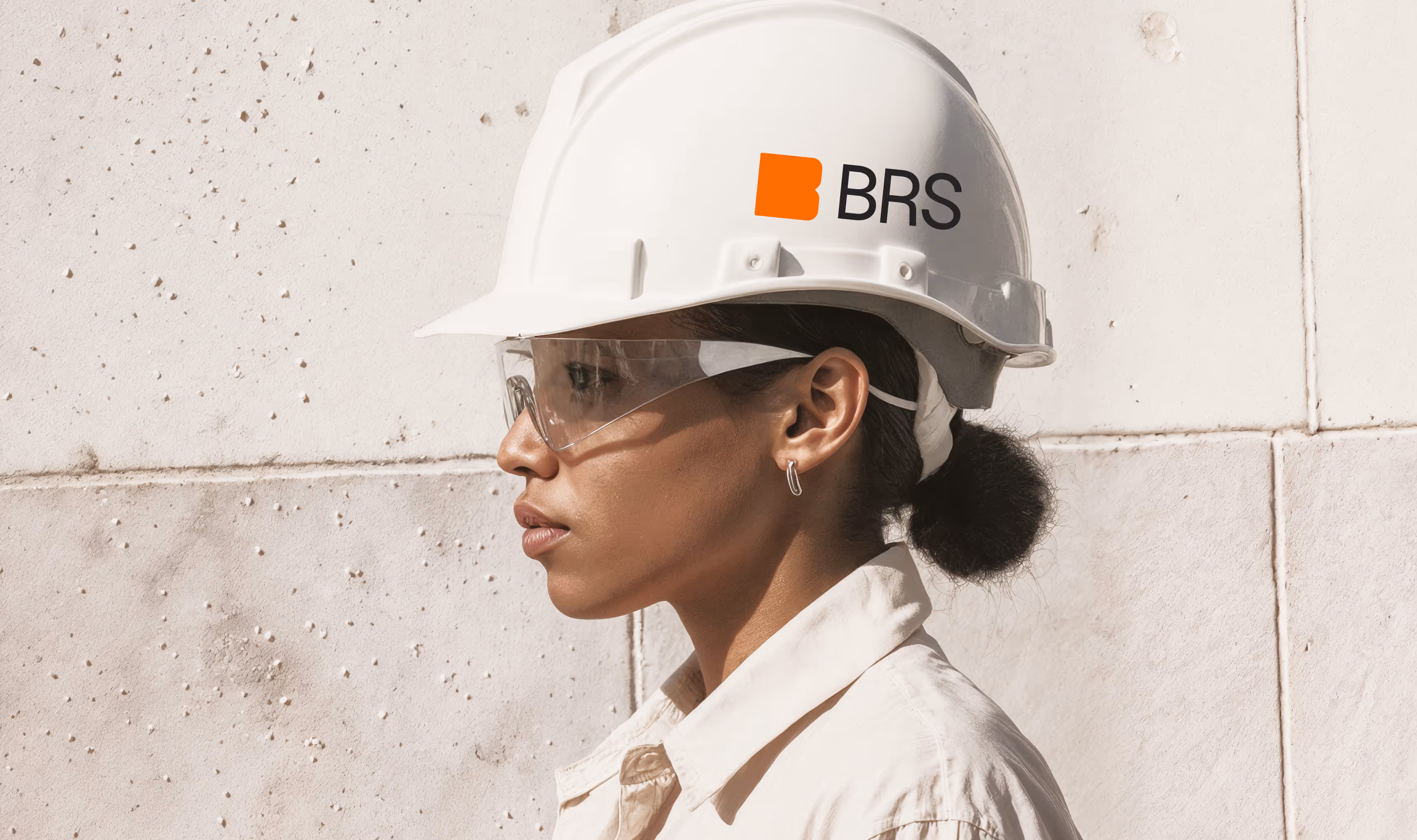 Construction worker wearing a BRS hard hat